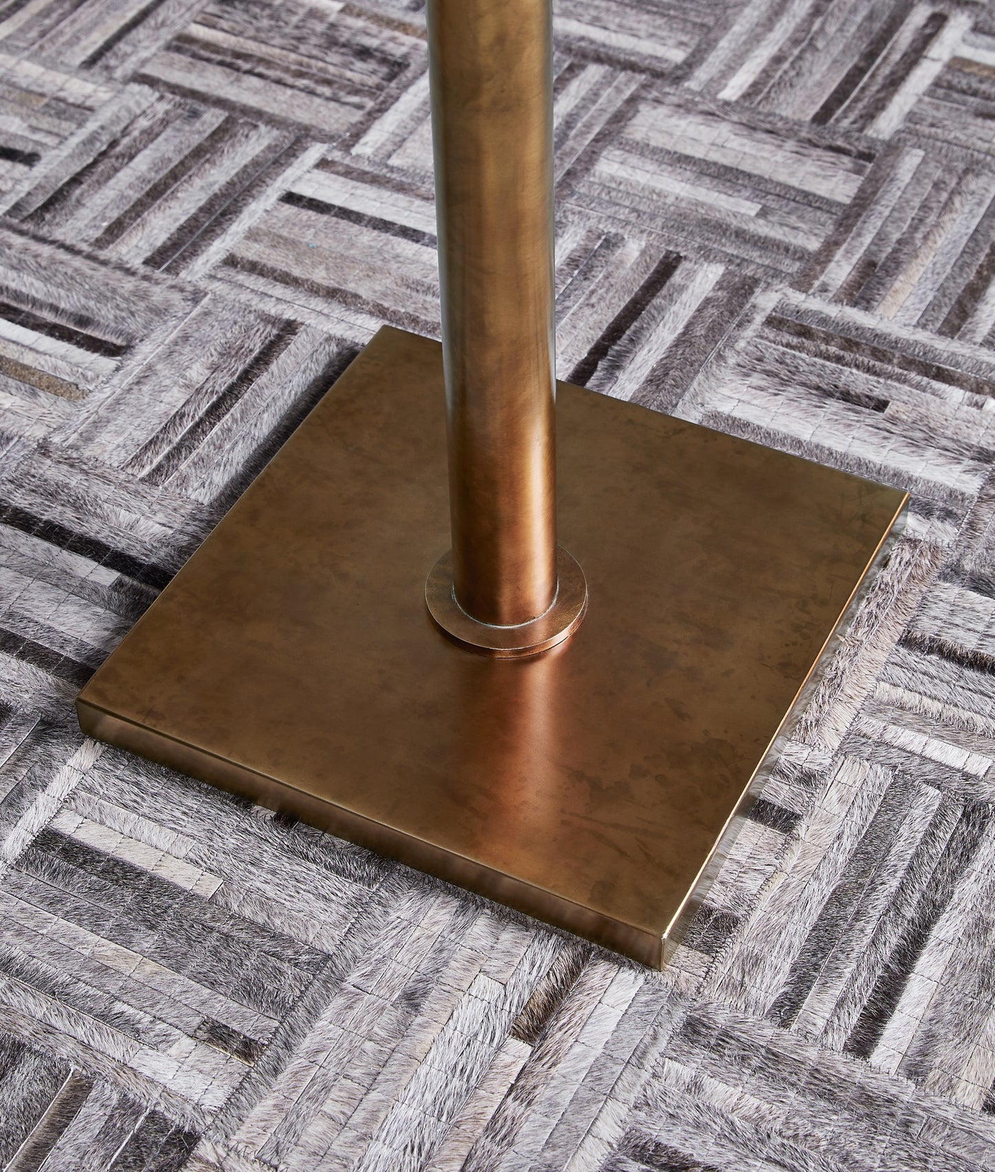Jenton Metal Floor Lamp (1/CN)